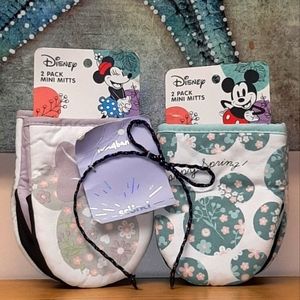 Mickey & Minnie Mouse Mini Mitts - 2 Sets NWT